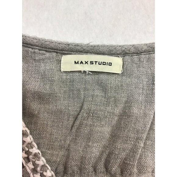 Bubble sleeve embroidered top - Picture 3 of 6